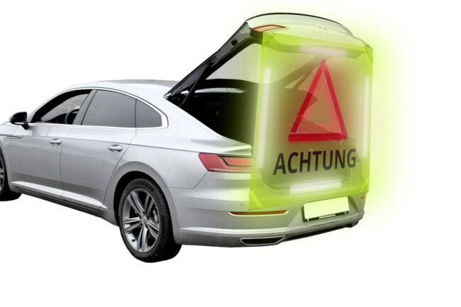 Pannenbanner am Auto